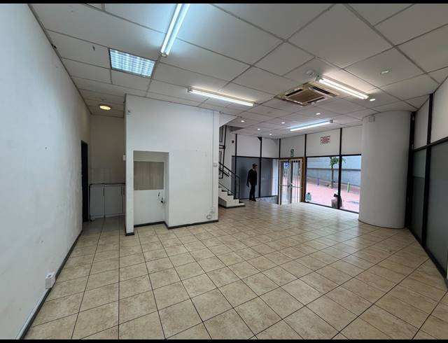 154M² BUILDING TO LET IN CAPE TOWN CITY CENTRE